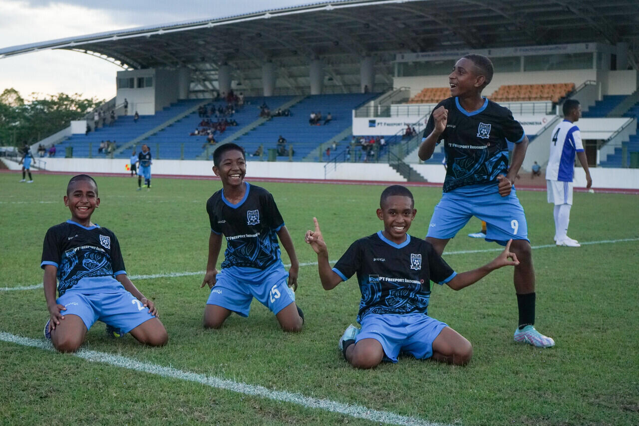 Ternyata, Menpora Pantai Terus Perkembangan Papua Football Academy