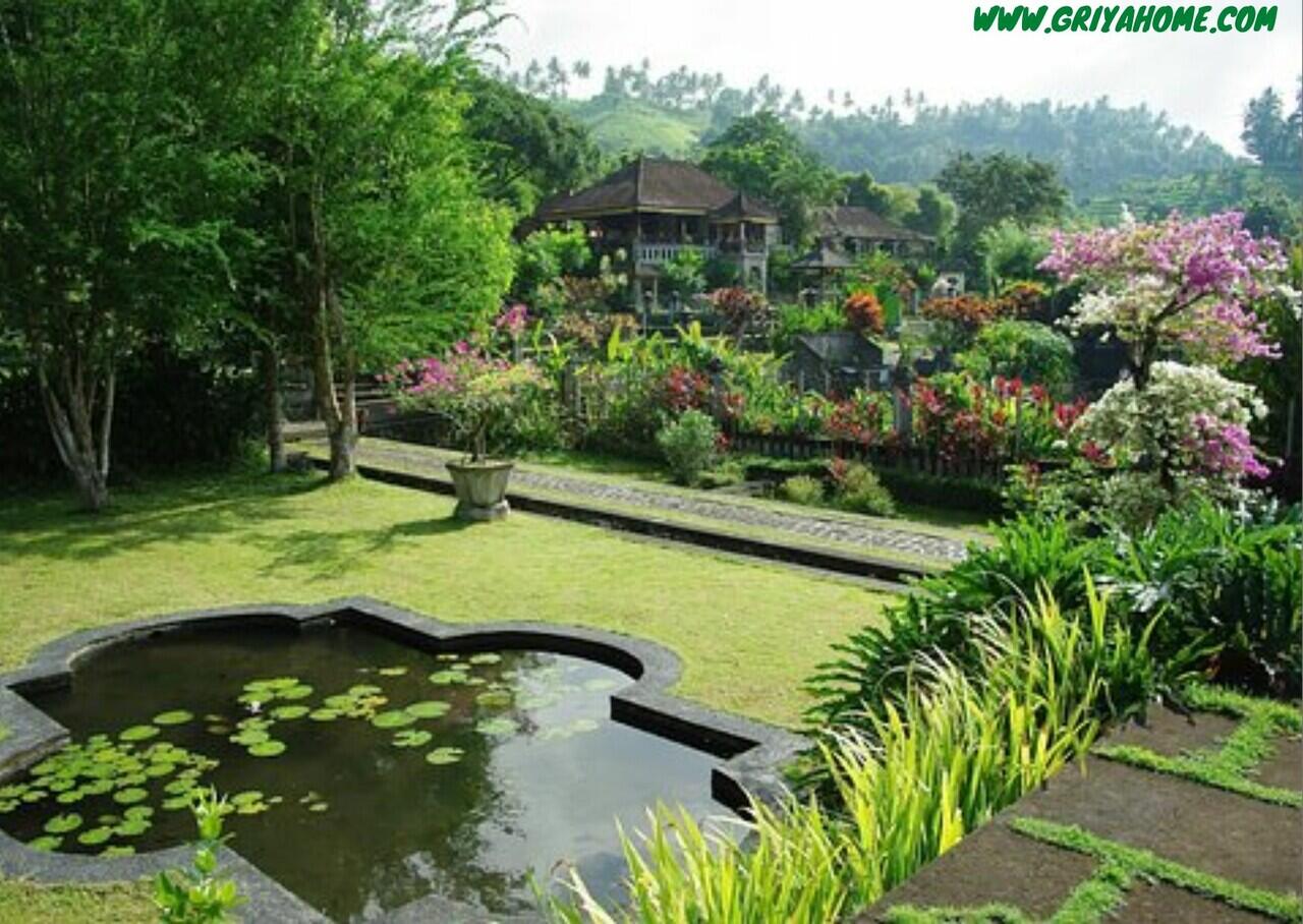 Taman Tropis Gaya Bali, Menghadirkan Suasana Bali di Rumah Anda