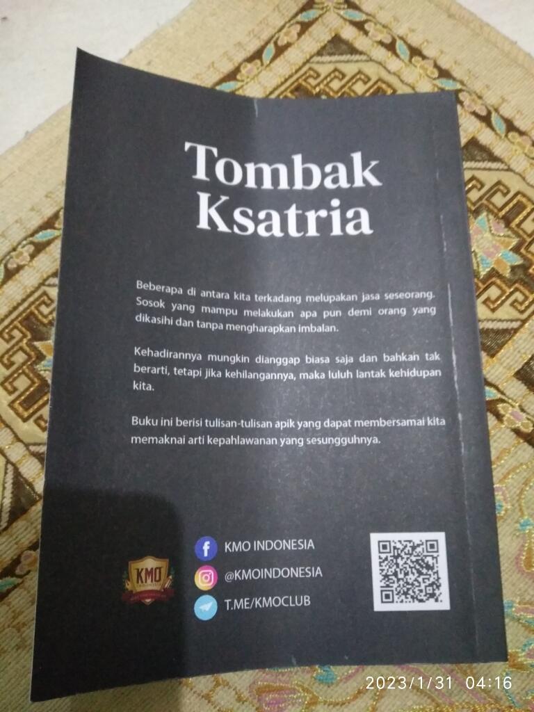 Review Buku Tombak Ksatria, Asli Wajib Dimiliki!