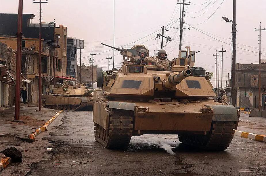 Disediakan Hadiah Rp 1 Miliar Bagi yang Bisa Menghancurkan Tank Abrams dan Leopard 2