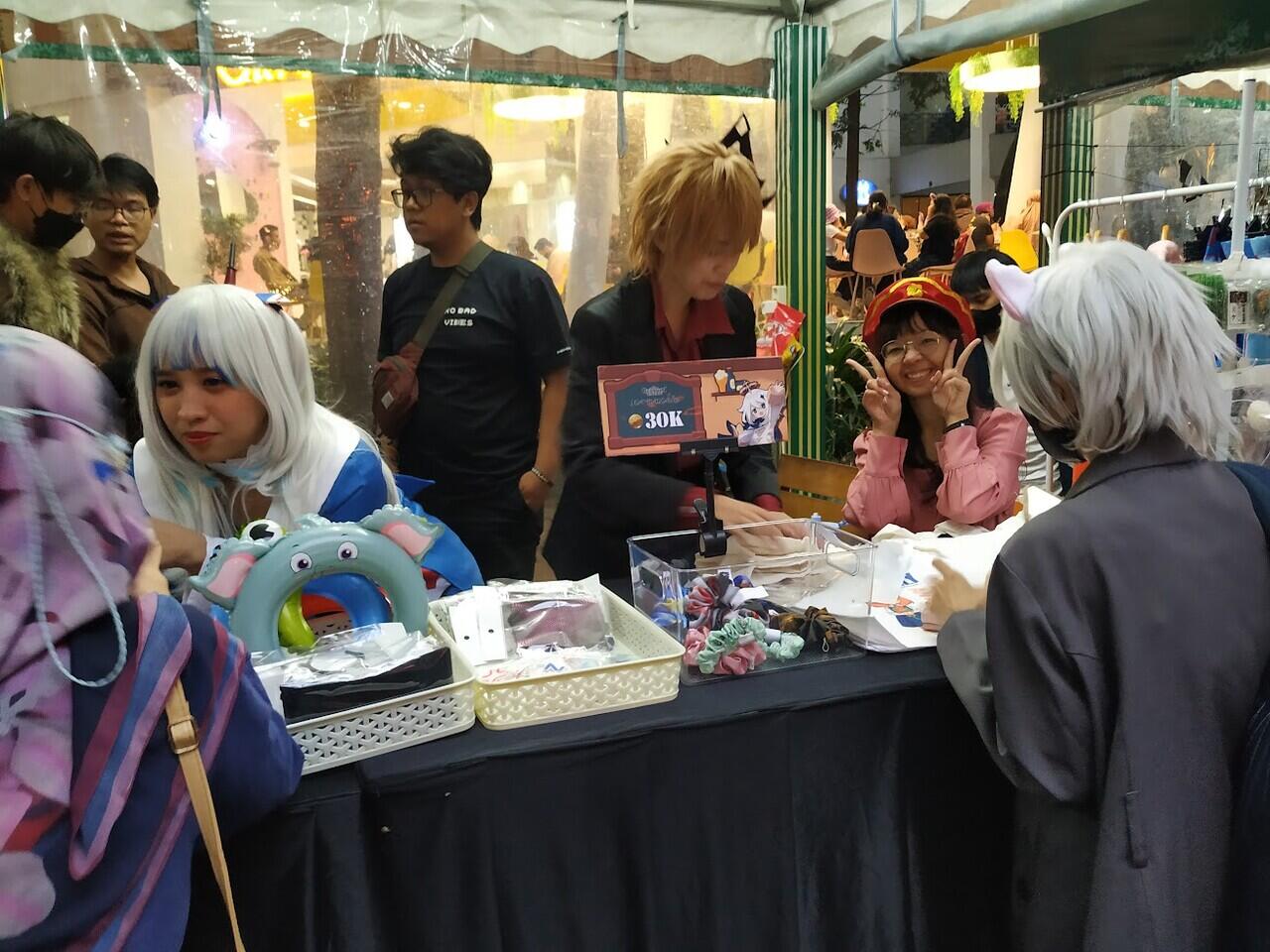 Pembukaan Toko Cosplay di Ciwalk