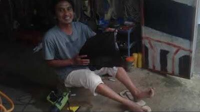 Alat pokok beserta fungsinya dalam pasang stiker skotlet