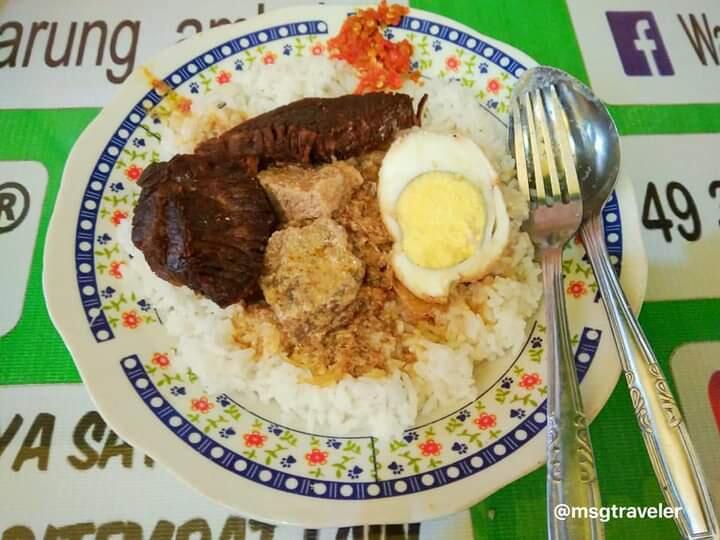 Nasi Petis Khas Madura, Kuliner Unik Yang Bikin Penasaran Pengunjung