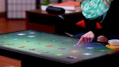 Manfaat Smart Table di Berbagai Bidang, Canggih!