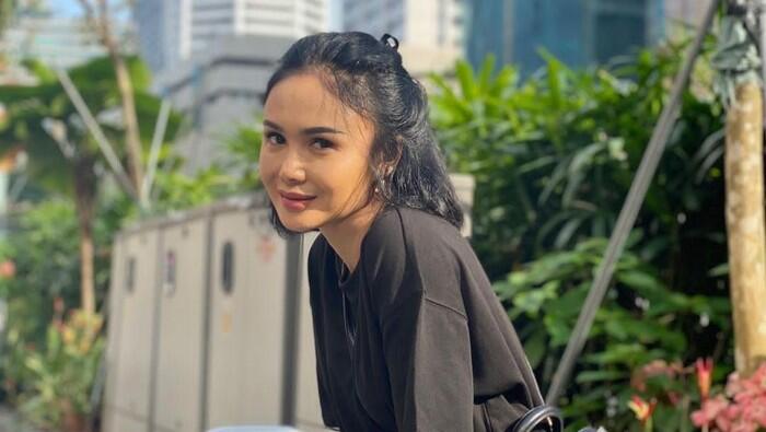 Pesona Yuni Shara Saat Olahraga, Awetnya Kebangetan!