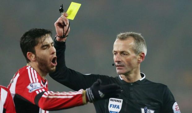 Bukan Hanya Merah dan Kuning, Ini Dia Makna Kartu Putih di Dunia Olahraga Sepak Bola
