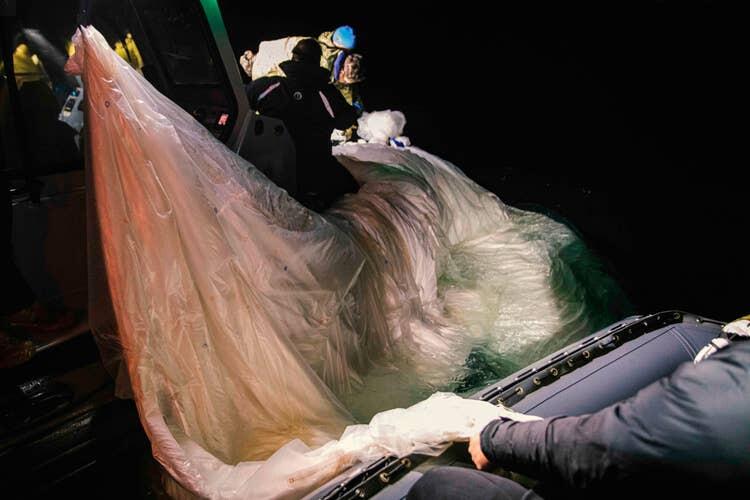 US Navy Rilis Foto dari Puing Balon Mata-Mata Milik China