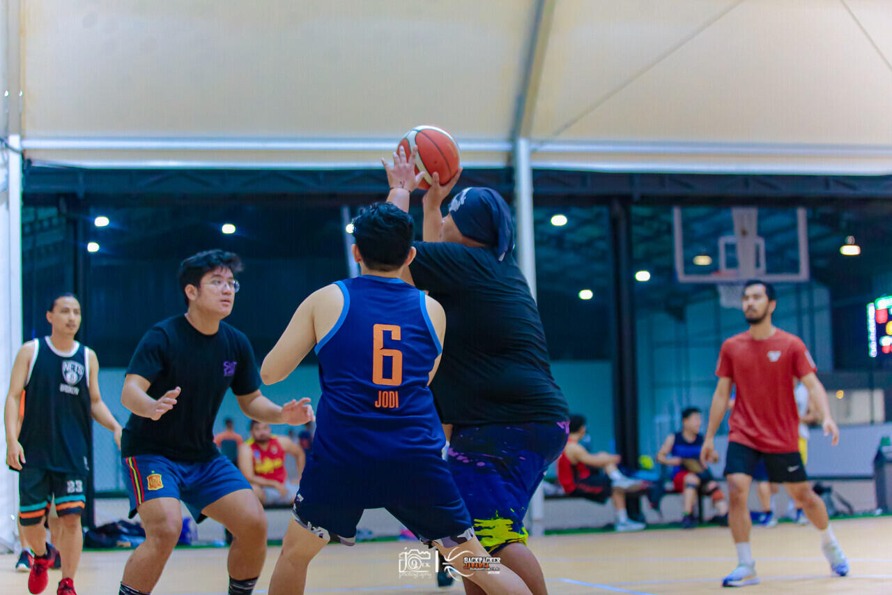 EZZY SUNDAES BBALL (Jakarta selatan)