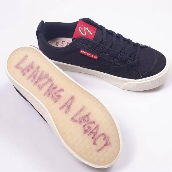 SEPATU LOKAL HASIL KOLABORASI DENGAN ARTIS HINGGA MAKANAN - UNIK DAN ANTI MAINSTREAM