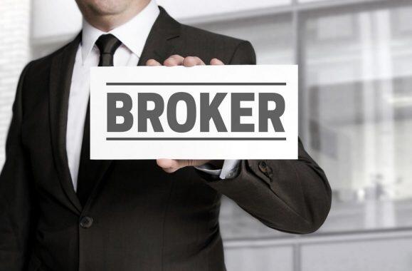 Broker Punya Peran Bagi Investor? Ketahui Sebelum Berinvestasi