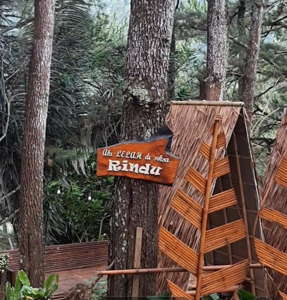 Tempat Yang Indah Di Lereng Gunung Muria