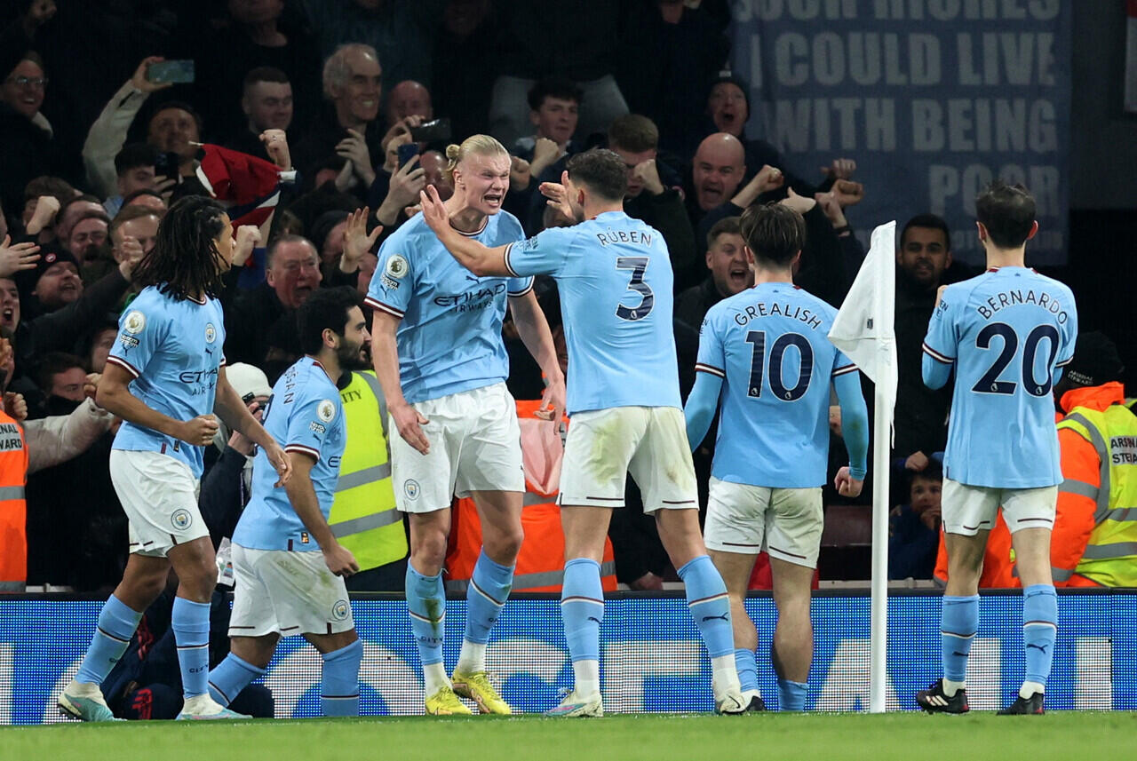 Arsenal 1-3 Man City, Haaland Sukses Bawa City Ke Puncak Liga