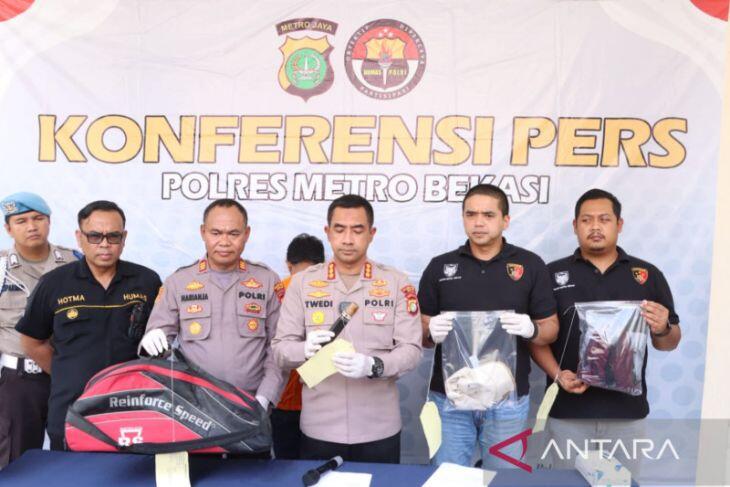 Tolak ajakan nginap, seorang wanita tewas ditusuk