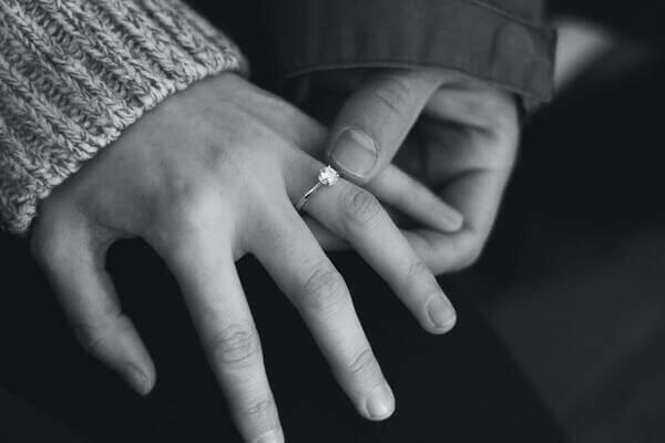 Pernikahanmu Mulai Terasa Hambar? 5 Hal ini yang Perlu Dilakukan!