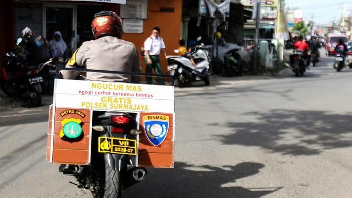 Kisah Polisi di Depok yang Jadi Starling Demi Dengar Keluh Kesah Warga!