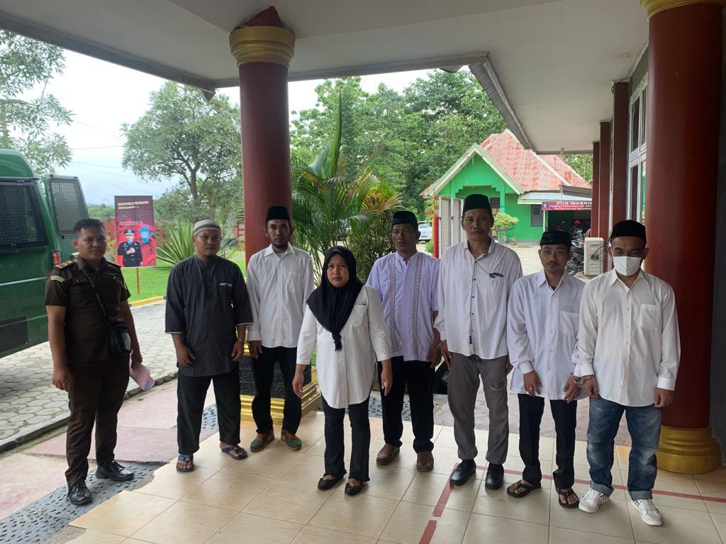 PERDANA SIDANG TATAP MUKA, RUTAN UNAAHA KELUARKAN 7 TAHANAN SIDANG KE PN UNAAHA