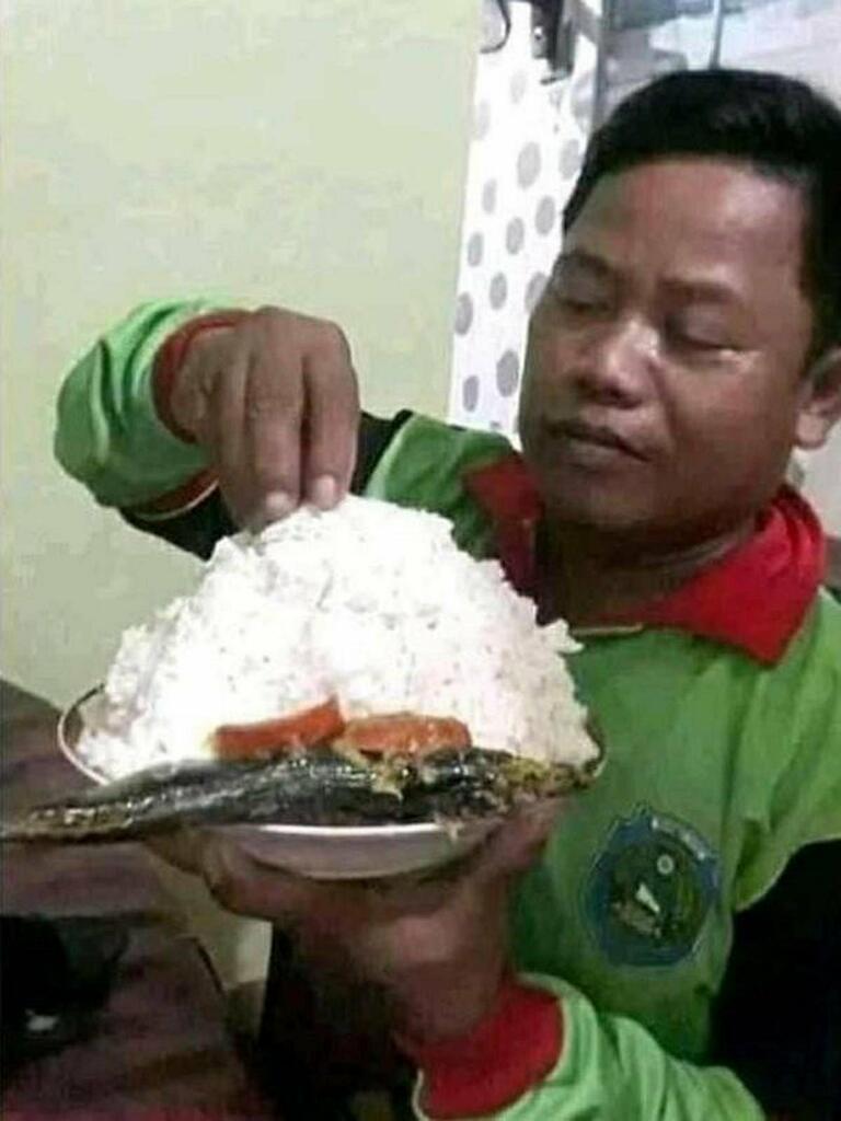 7 Potret Porsi Makan Jumbo Warga +62, Sanggup Habisin?