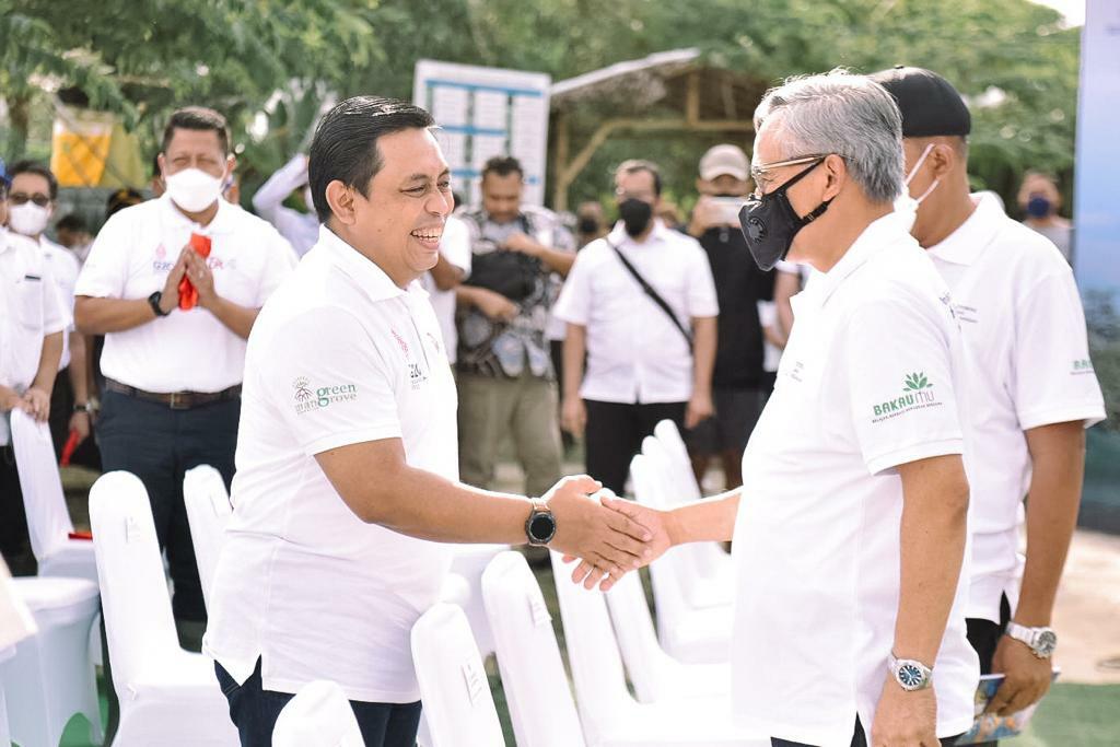 BSI Tidak Hanya Memikirkan Keuangan, Ia Turut Andil Penanaman 20 Ribu Bakau