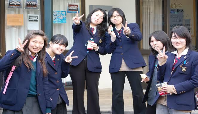 Sekolah Masuk Jam 5 Pagi Melatih Kedisiplinan? Bandingkan dengan Jepang dan Finlandia