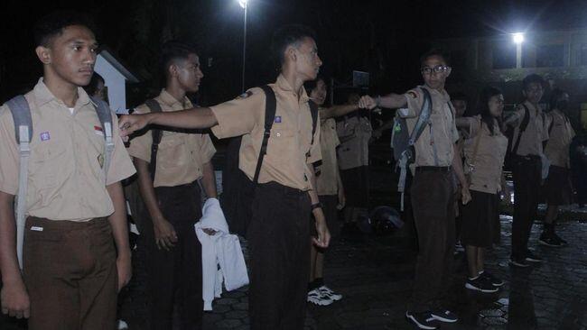 Jam Sekolah Negara-Negara Maju (Nomor 5 Paling Sadis)