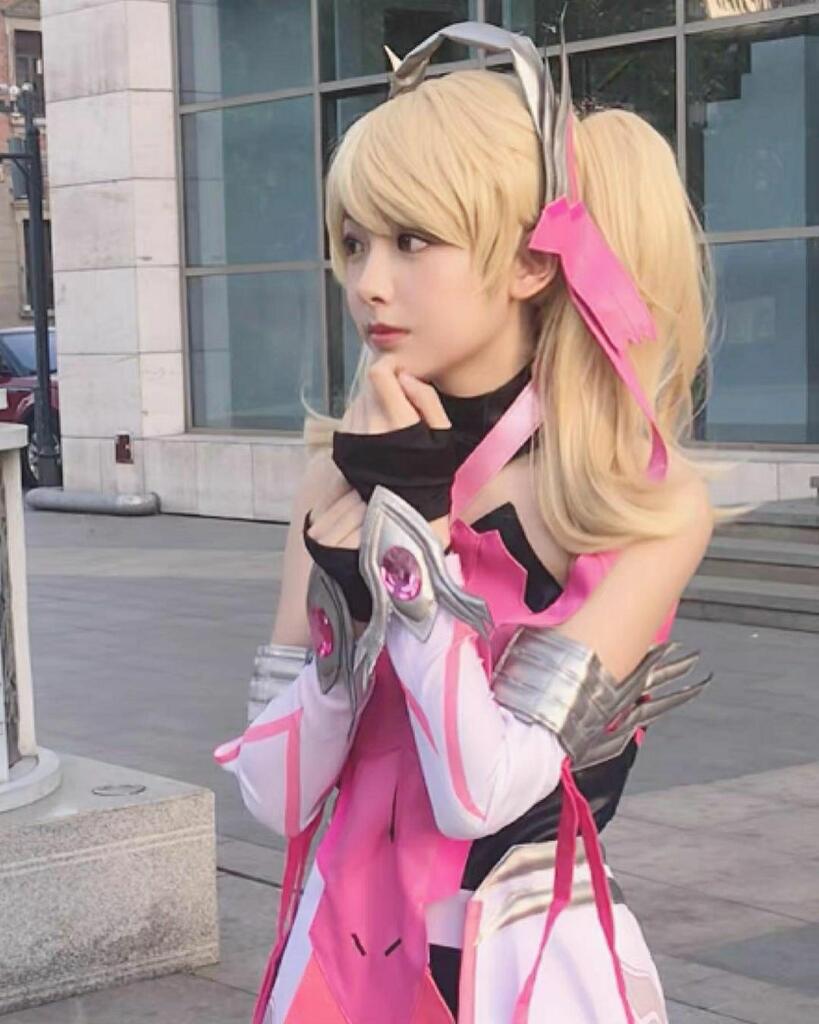 Bro, Kamu Tahu Cosplayer? Begini Sejarah Singkatnya!