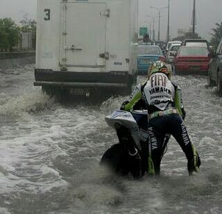 Mukidi Baru Beli Motor Balap