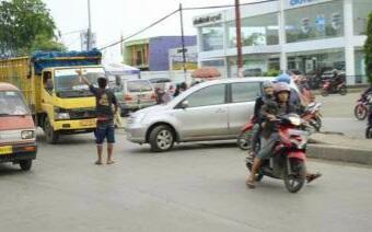 Bocil Harus Waspada Saat Bertemu Mobil Disituasi Ini (Ortu Wajib Mengingatkan)