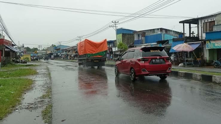 Bukan Bogor, Tempat Ini Lebih Pantas Dijuluki Kota Hujan!