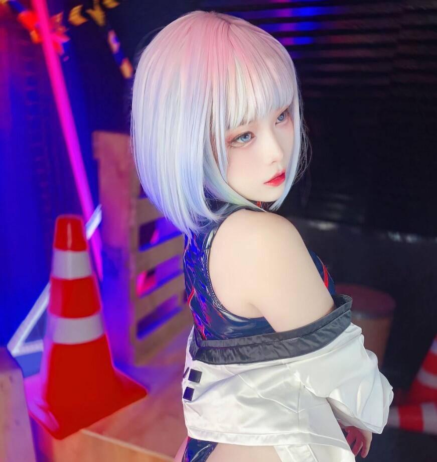 5 Karya Cosplay yang Menarik Dilihat di Minggu Pertama Bulan Maret 2023