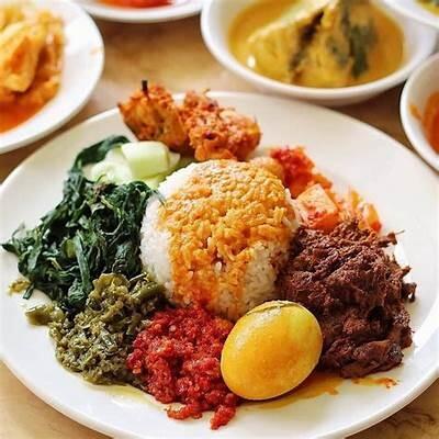 Menikmati Nikmatnya Nasi Padang
