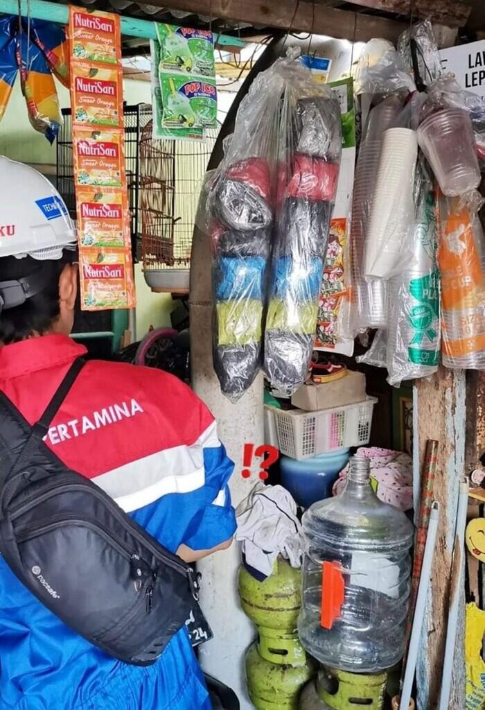 Viral! Pipa Pertamina Melintang di Rumah Warga Tanah Merah Dekat Depo Plumpang