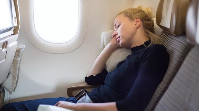 Sering Dengar Tapi Kurang Paham dengan Artinya? Ini Dia Sekilas Tentang Jet Lag 