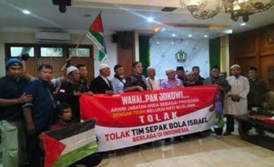 MUI, Politikus PKS dan Beberapa Ormas Tolak Kedatangan Timnas Israel di Indonesia!