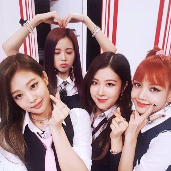 Menilik Fenomena Fans Kpop Blackpink atau BLINK di Indonesia