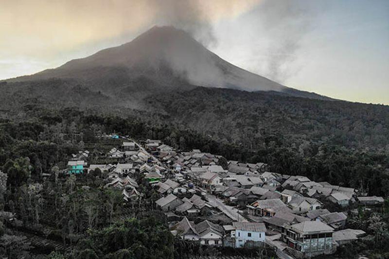 Merapi Berstatus Siaga, Sultan : Nggak akan meletus seperti dulu