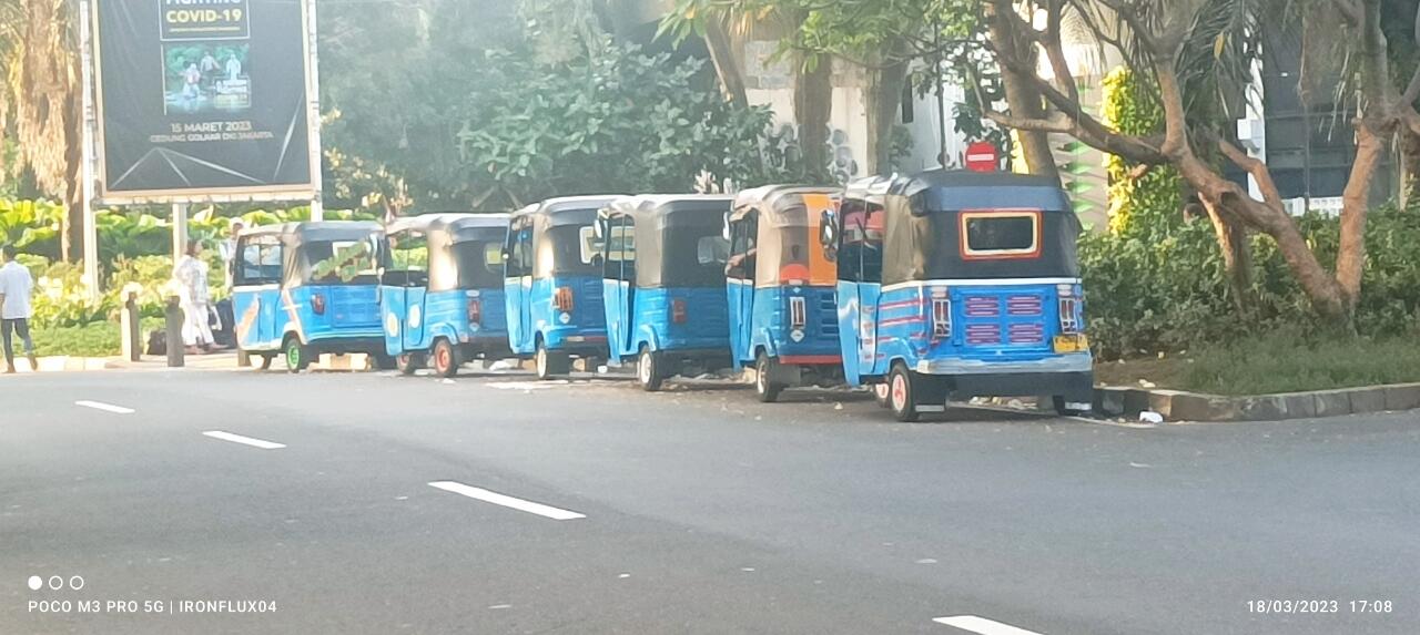 Transportasi -Transportasi Biru DKI Jakarta