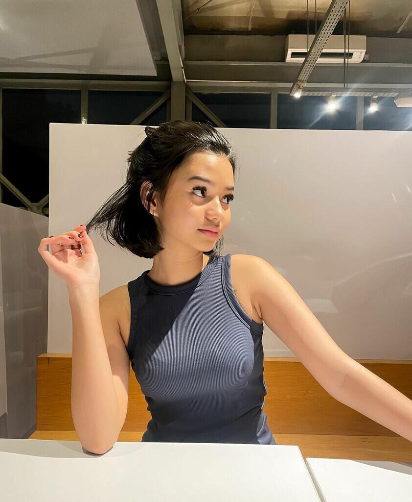 Foto Foto Imutnya Adzwa Aurell Yang Membuat Netizen Jatuh Hati