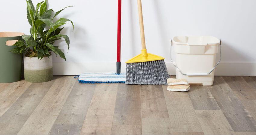 Lantai Vinyl vs Laminate, Mana Yang Cocok untuk Agan?