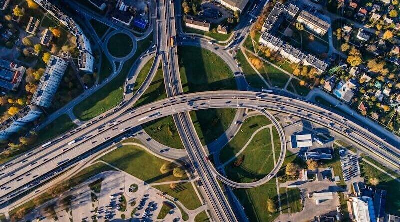 Membangun Kota yang Lebih Ramah Lingkungan: Inovasi Teknologi Smart City