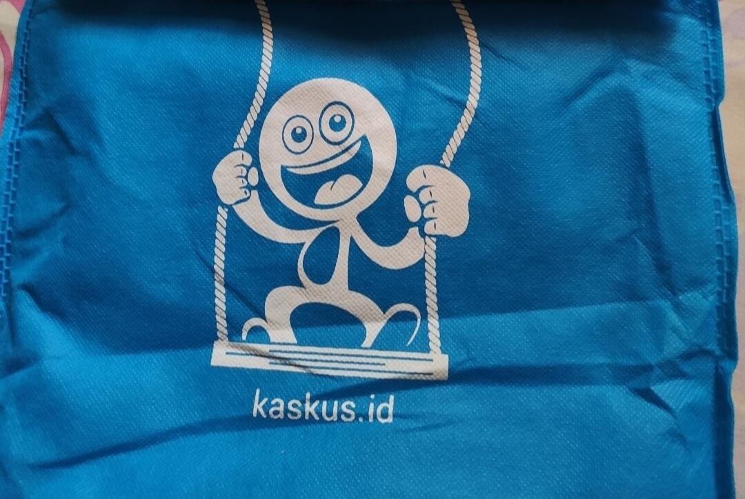 Keistimewaan Warna Biru