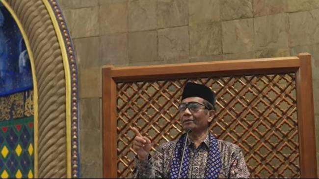 Mahfud MD Netizen yang Minta DPR dan Parpol Dibubarkan: Lebih Baik Punya Meski Jelek