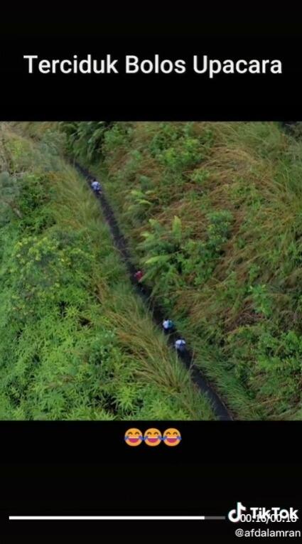 Mantap! Guru Pantau Siswa Bolos Sekolah Pakai Drone