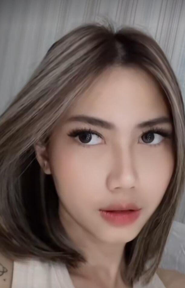 CILLA MODEL SEKALIGUS SELEBGRAM YANG MILIKI ANAK 2 | KASKUS