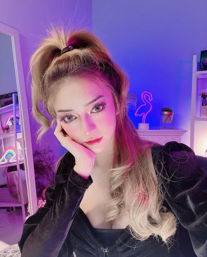 LIVE TIKTOK BARENG FANS