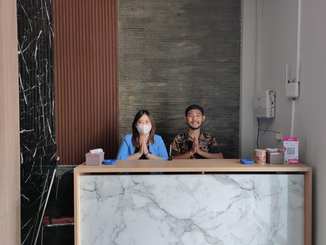 FEE MASSAGE PANTAI INDAH KAPUK (PIK)