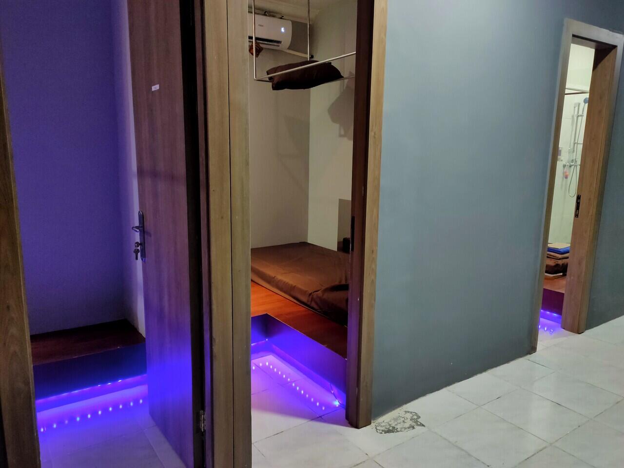 FEE MASSAGE PANTAI INDAH KAPUK (PIK)