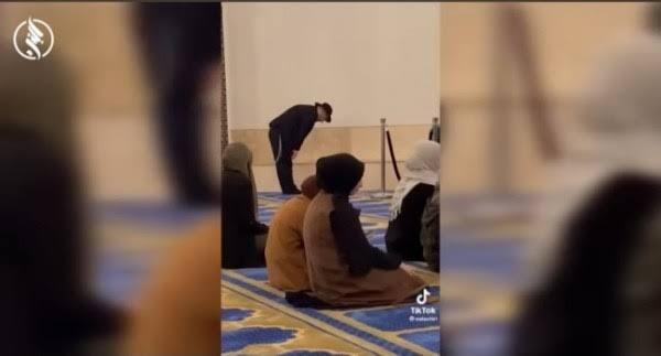 Apa Jadinya Bila Seorang Yahudi Beribadah Di Masjid?