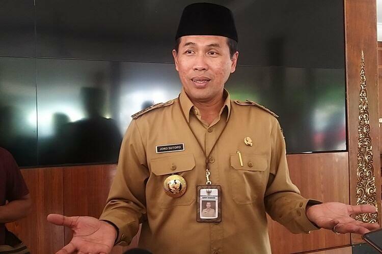 Gak Ingat Umur, Foto Mesum 2 ASN Berusia Di Atas 50 Tahun Tersebar!