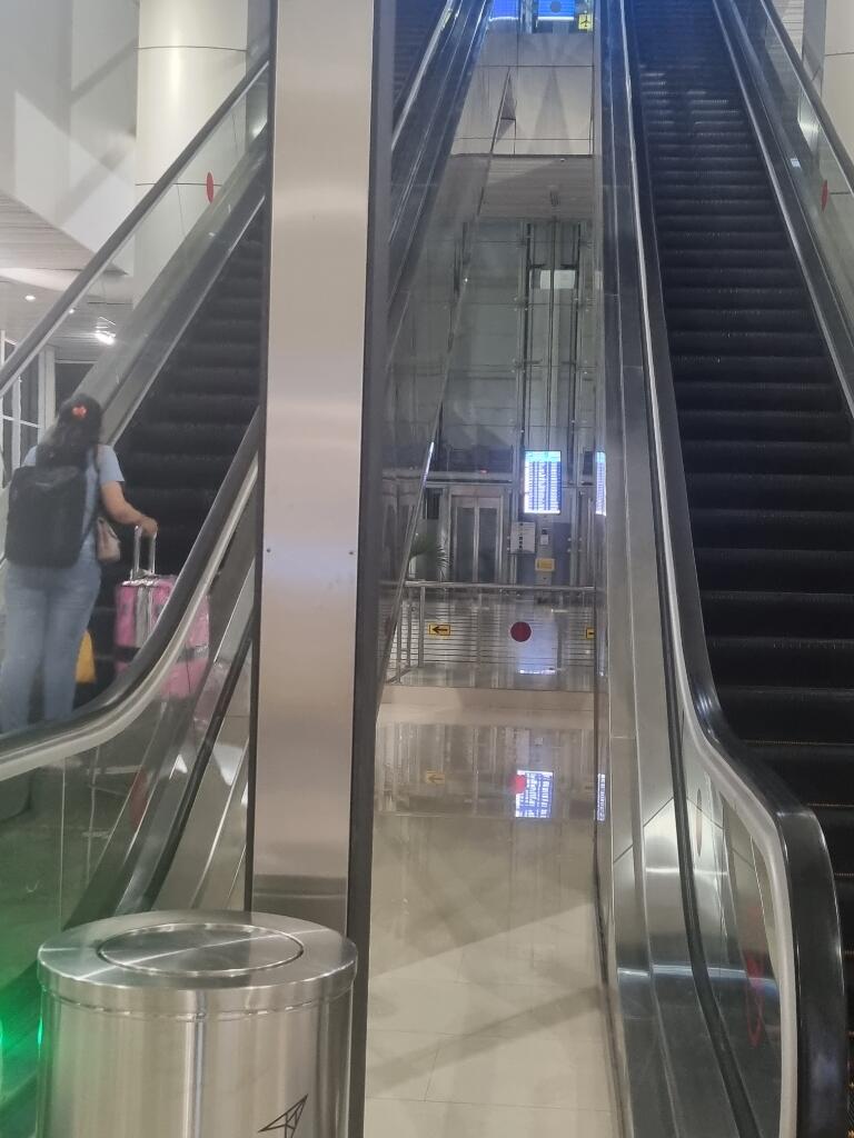 Cara Naik MRT Dari Bandara Soekarno Hatta Ke Jakarta Pusat Bisa Hemat Rp 65 Ribu!!