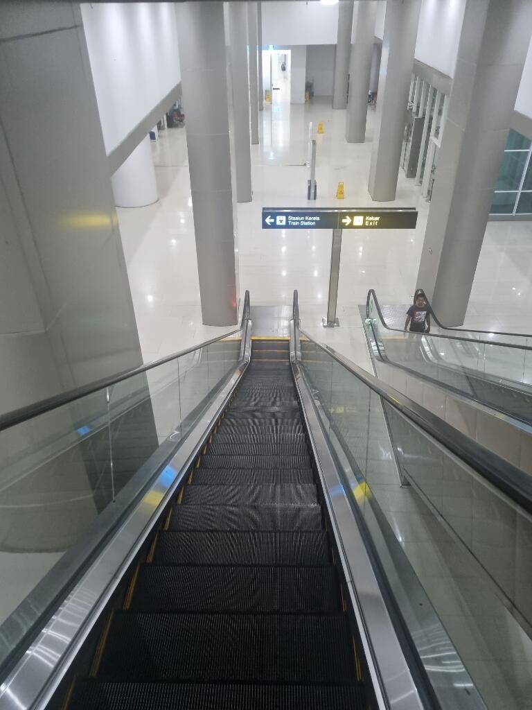 Cara Naik MRT Dari Bandara Soekarno Hatta Ke Jakarta Pusat Bisa Hemat Rp 65 Ribu!!